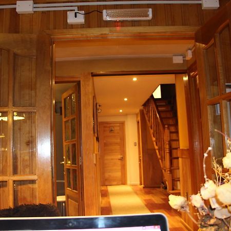 Hostal Fernando De Magalhaes Punta Arenas Esterno foto