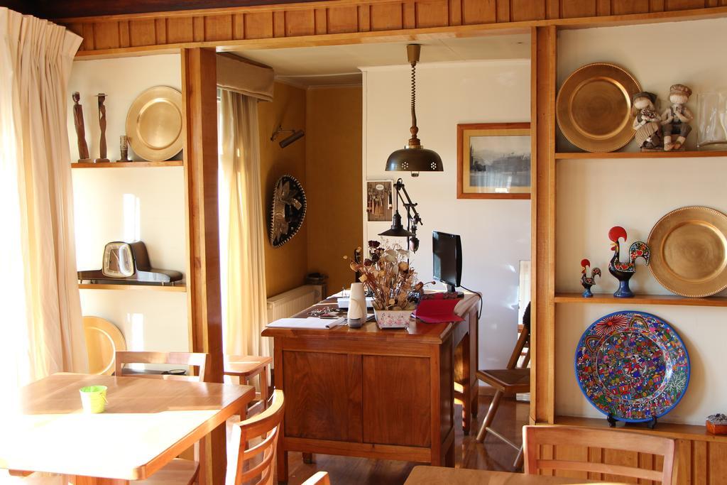 Hostal Fernando De Magalhaes Punta Arenas Esterno foto