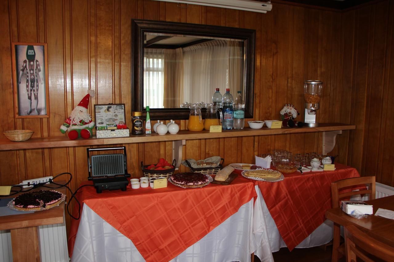Hostal Fernando De Magalhaes Punta Arenas Esterno foto